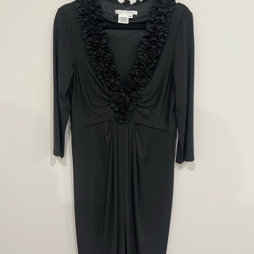 Maggy London Black Long-Sleeve V-Neck Ruffle Sheath Dress